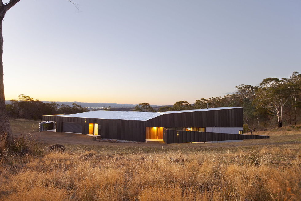 a-family-house-in-australia-15
