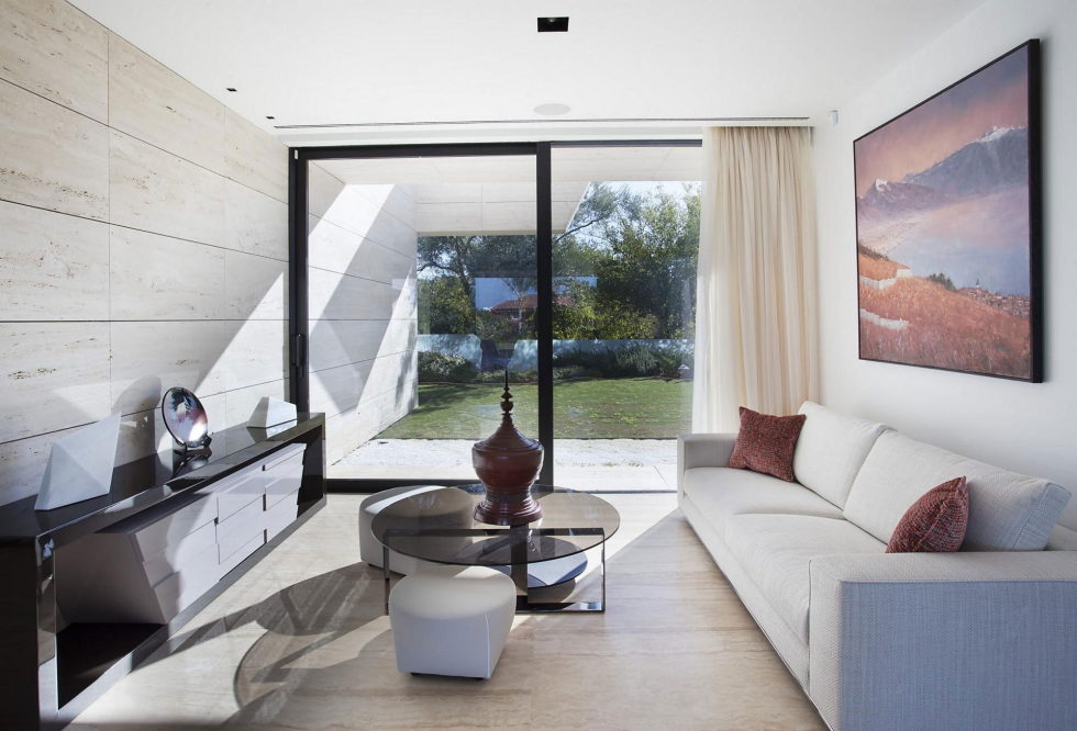 s-v-house-in-spain-from-a-cero-18