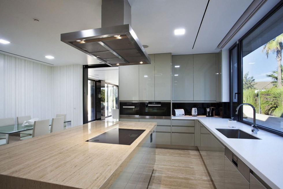 s-v-house-in-spain-from-a-cero-19