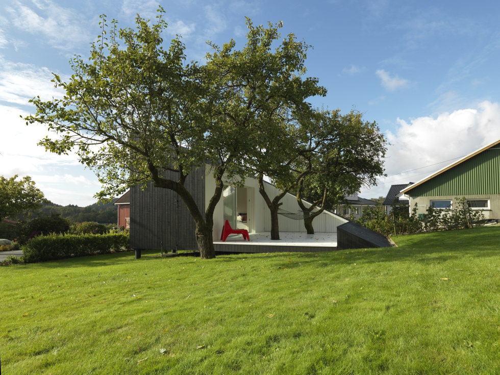 slice-the-tiny-rest-house-in-norway-2