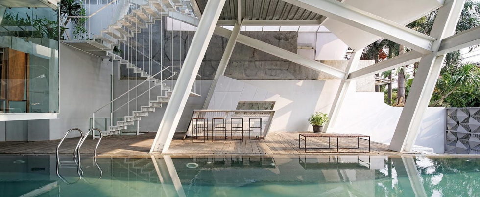 Unusual House In Jakarta 6