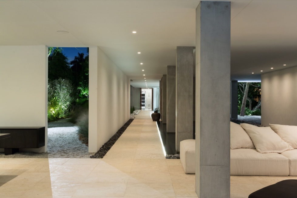 casa-bahia-the-villa-of-a-movie-director-in-miami-29