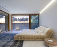 casa-bahia-the-villa-of-a-movie-director-in-miami-3