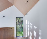 modern-house-instead-of-the-old-farm-in-vilnius-10