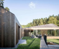 modern-house-instead-of-the-old-farm-in-vilnius-14