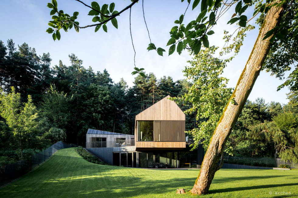 modern-house-instead-of-the-old-farm-in-vilnius-19
