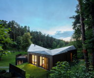 modern-house-instead-of-the-old-farm-in-vilnius-23