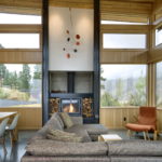 nahahum-the-cozy-house-aslope-the-hill-in-the-usa-25