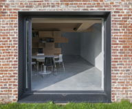 new-life-of-the-old-barn-in-belgium-4