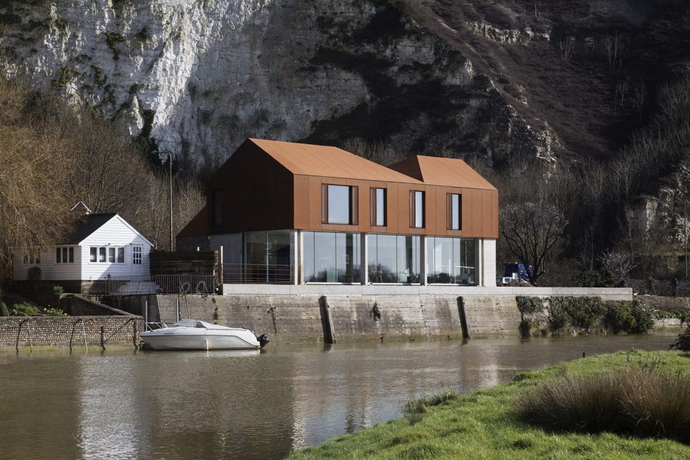the-house-for-a-young-family-in-great-britain-1