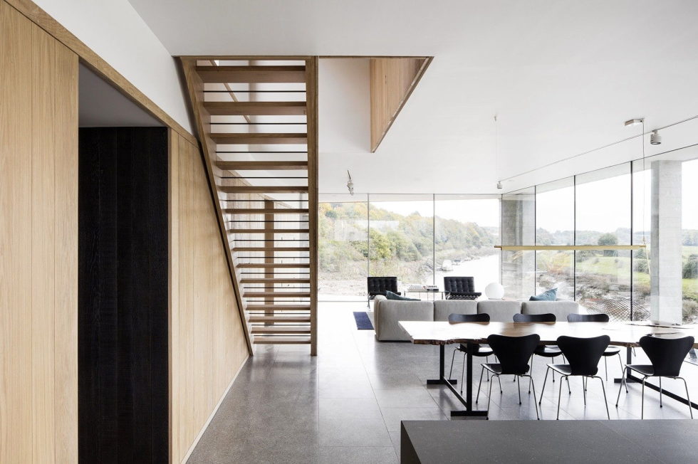 the-house-for-a-young-family-in-great-britain-11