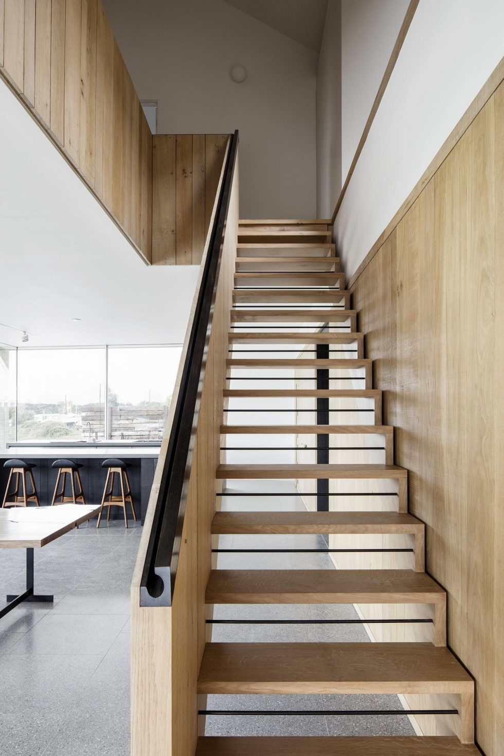 the-house-for-a-young-family-in-great-britain-15