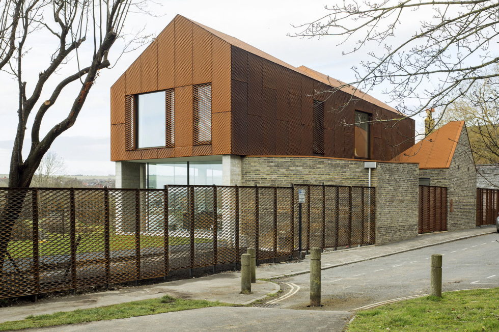 the-house-for-a-young-family-in-great-britain-19