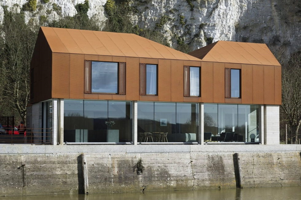the-house-for-a-young-family-in-great-britain-20