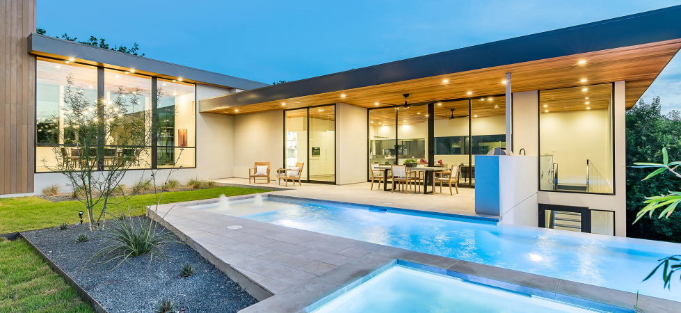 Bracketed Space The Family Residence In Texas 9