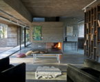 the-concrete-house-for-a-family-in-argentina-7