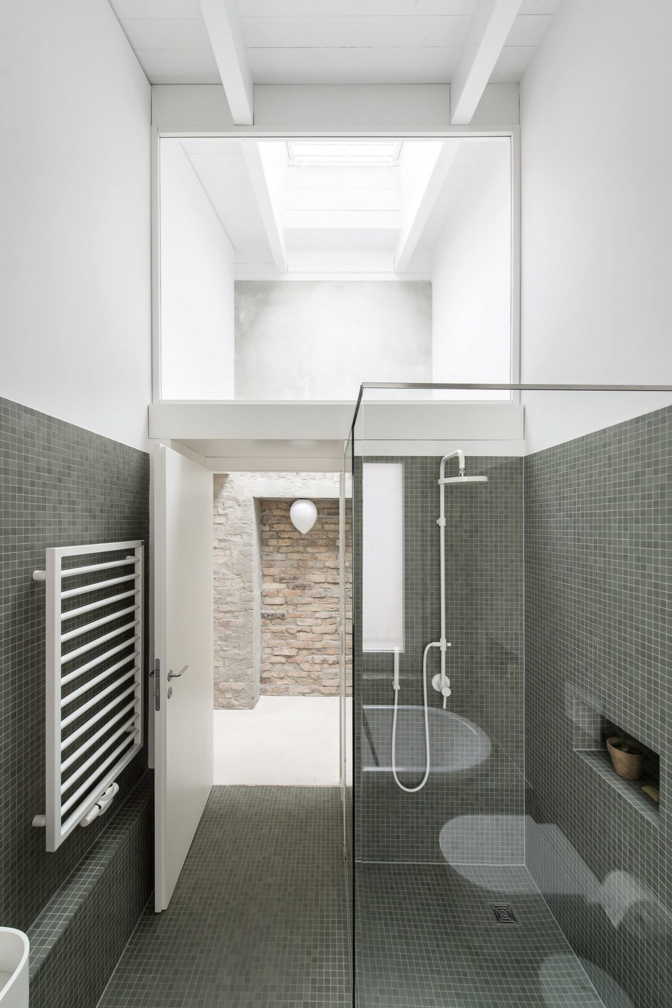 Reconstruction of The Old House in Berlin by asdfg Architekten 11