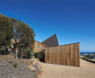 Split House The Architecture Masterpiece From BKK Architects 21