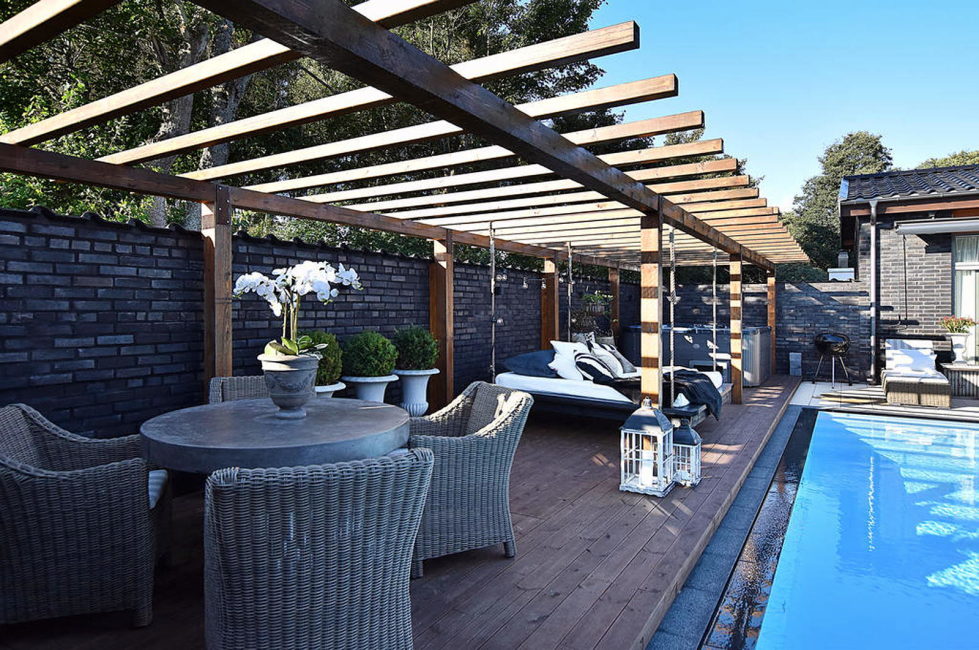 Dream house for sale with luxury pool and river life hidden in the courtyard 7