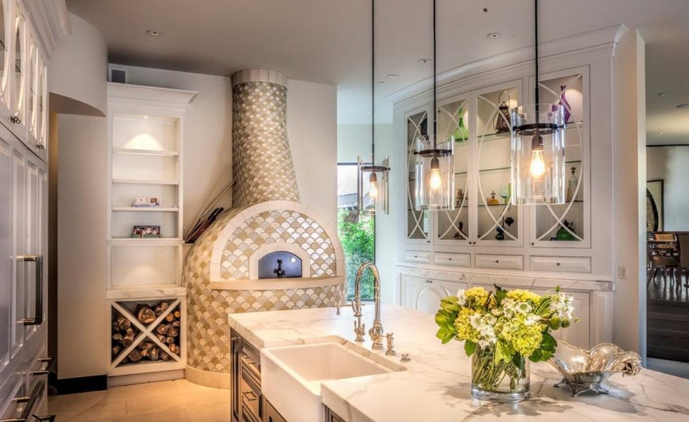 natural materials in the kitchen
